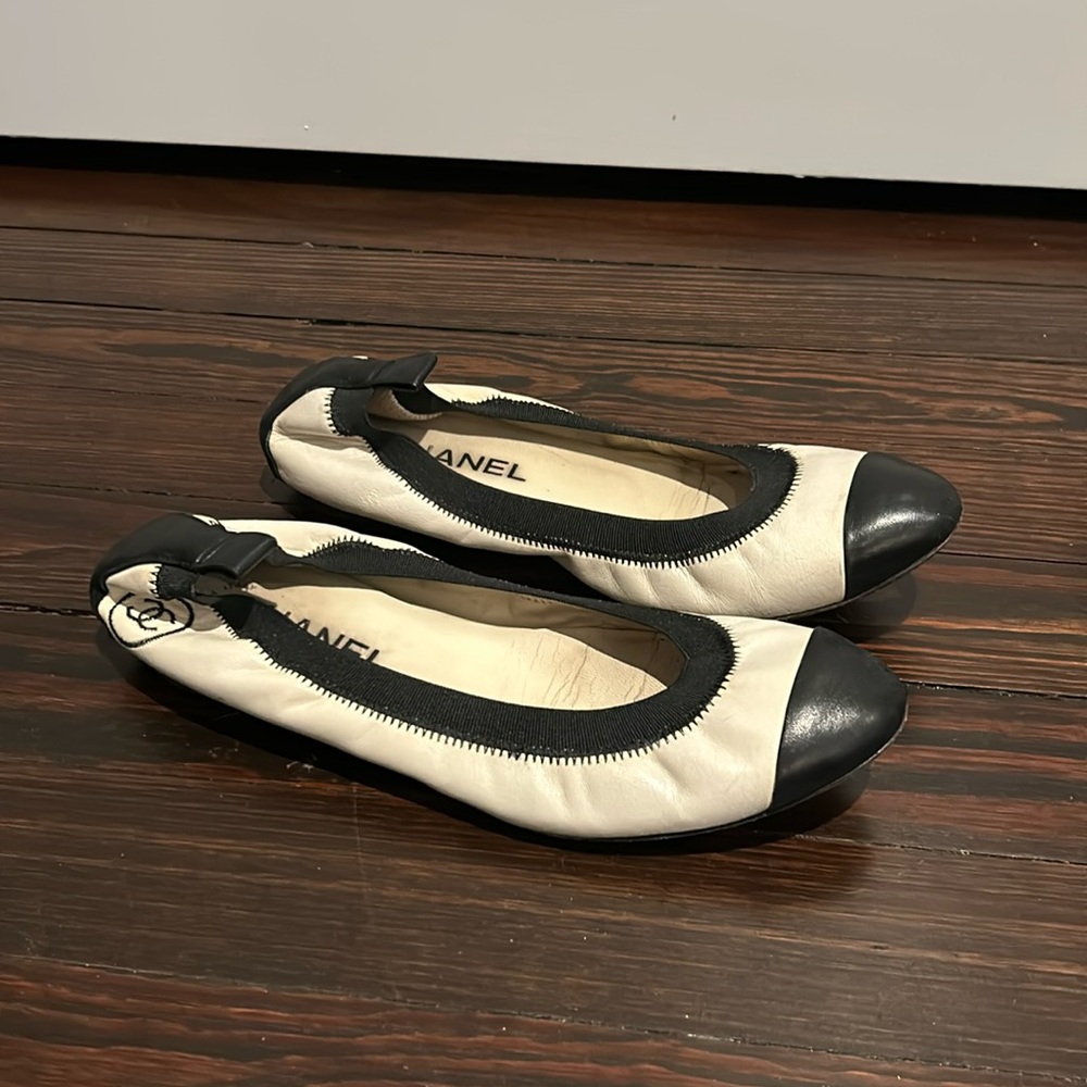 Chanel ballet flats
